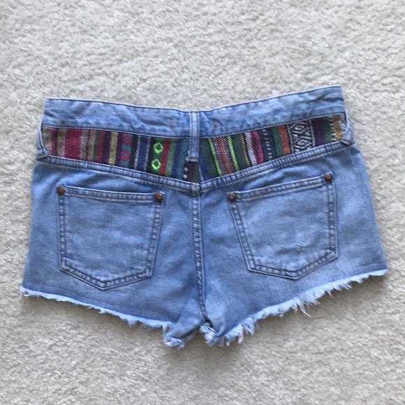 FP Distressed Denim Shorts with Tapestry Accents - Picture 4 of 9